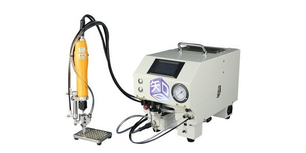 自動(dòng)螺絲供料器是什么？有什么優(yōu)勢(shì)？-堅(jiān)豐股份